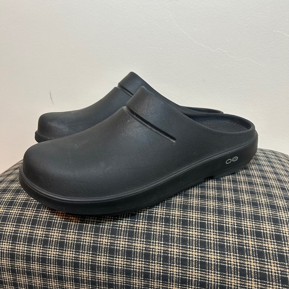 OOFOS Shoes - OOFOS OOcloog Luxe Clogs Mens 9 Womens 11 Black Recovery Slip On Shoes EU 42